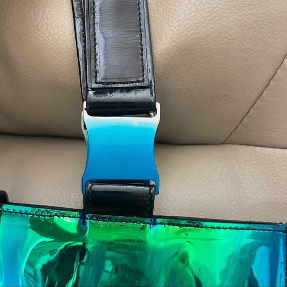 YUIMA NAKAZATO metallic envelope tote bag NEW - Picture 4 of 10